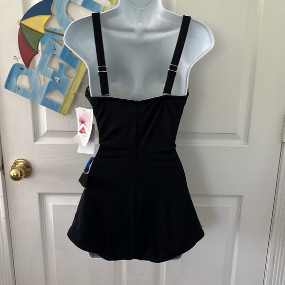 BATHING SUIT NWT - Picture 4 of 4